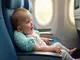 das-ideale-babykissen-flugzeug-fuer-entspannte-reisen-mit-babys